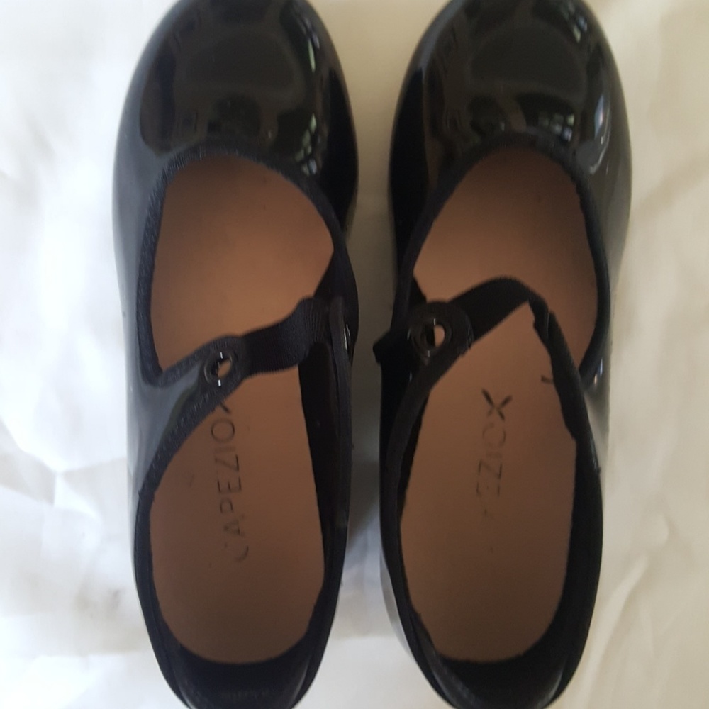 Capezio tap dance shoes